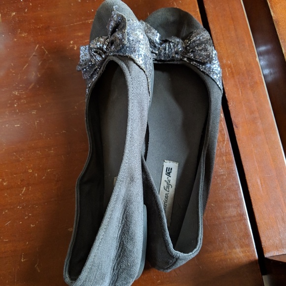 American Eagle Outfitters Shoes - American Eagle Flats with bow American Eagle Outfitters Shoes - American Eagle Flats with bow